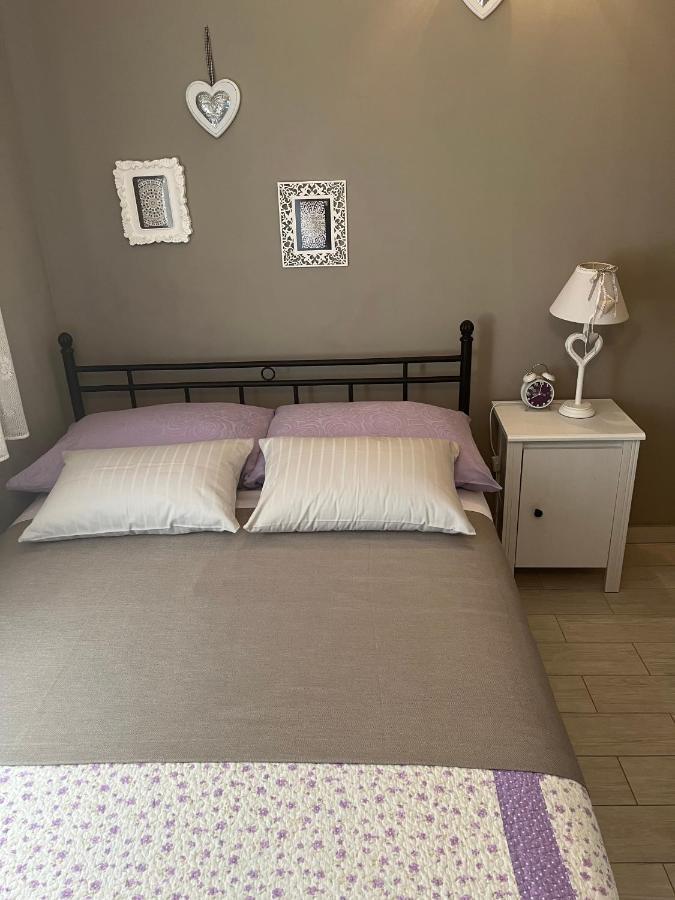 Sea Margarita Apartment Паг Экстерьер фото