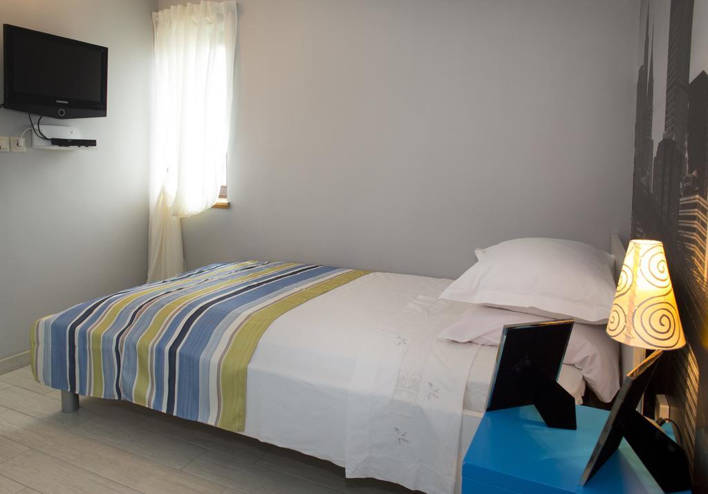 Sea Margarita Apartment Паг Экстерьер фото